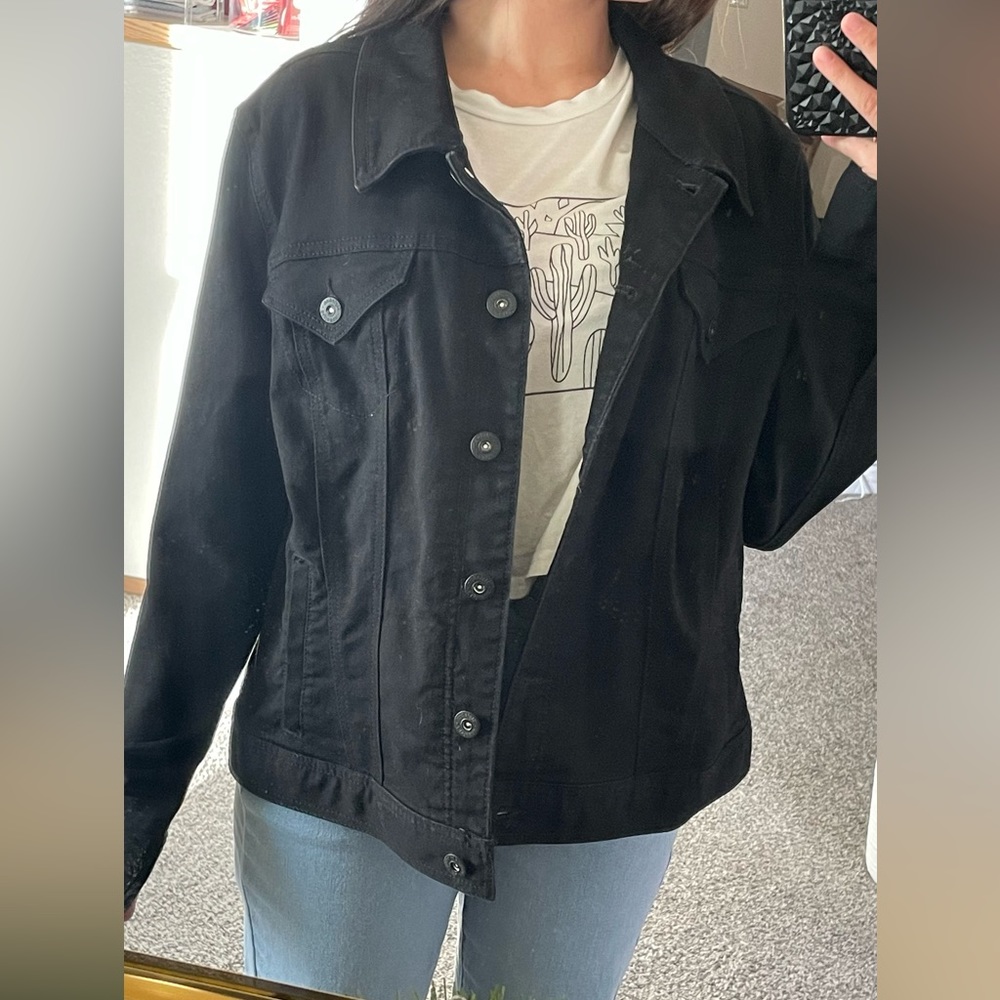 Size PXL black denim jacket